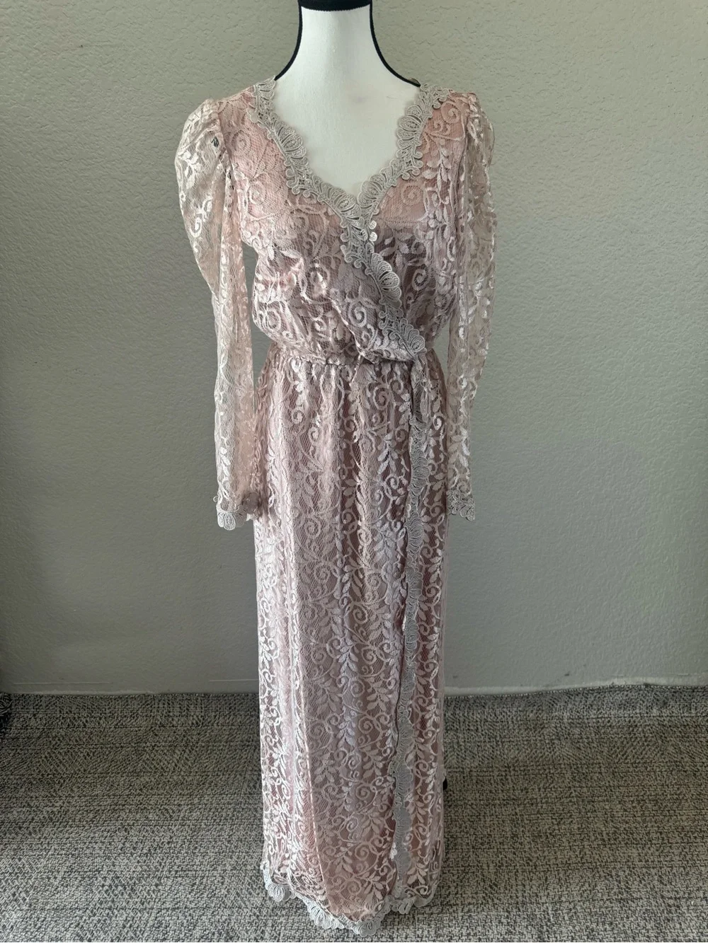 Vintage Alicia 1970’s Lace Maxi Dress Blush Pink Romantic Vintage Sz 5